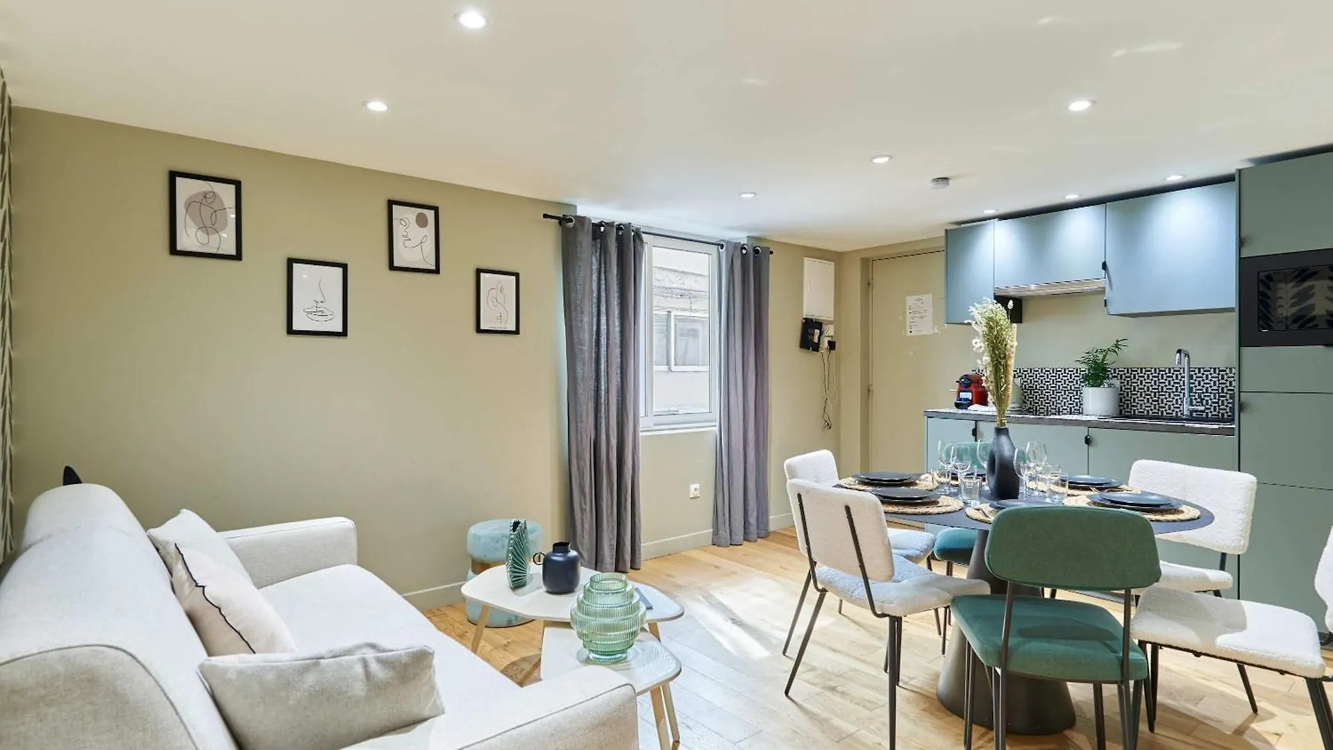 Apartament Center Of By Prestige